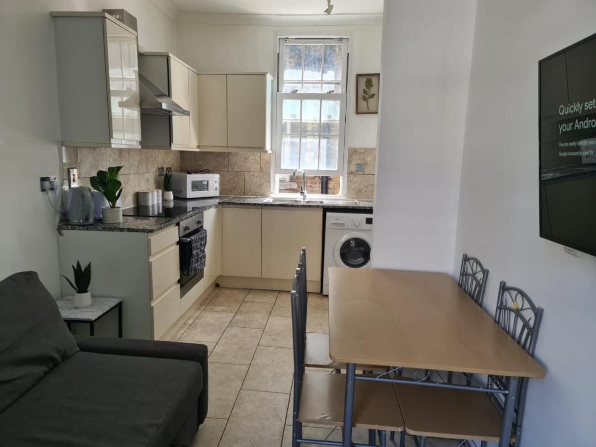 "Bright & Spacious" 3 Bedroom Flat By Kings Cross, St Pancras Station!!!!64 London Exterior photo