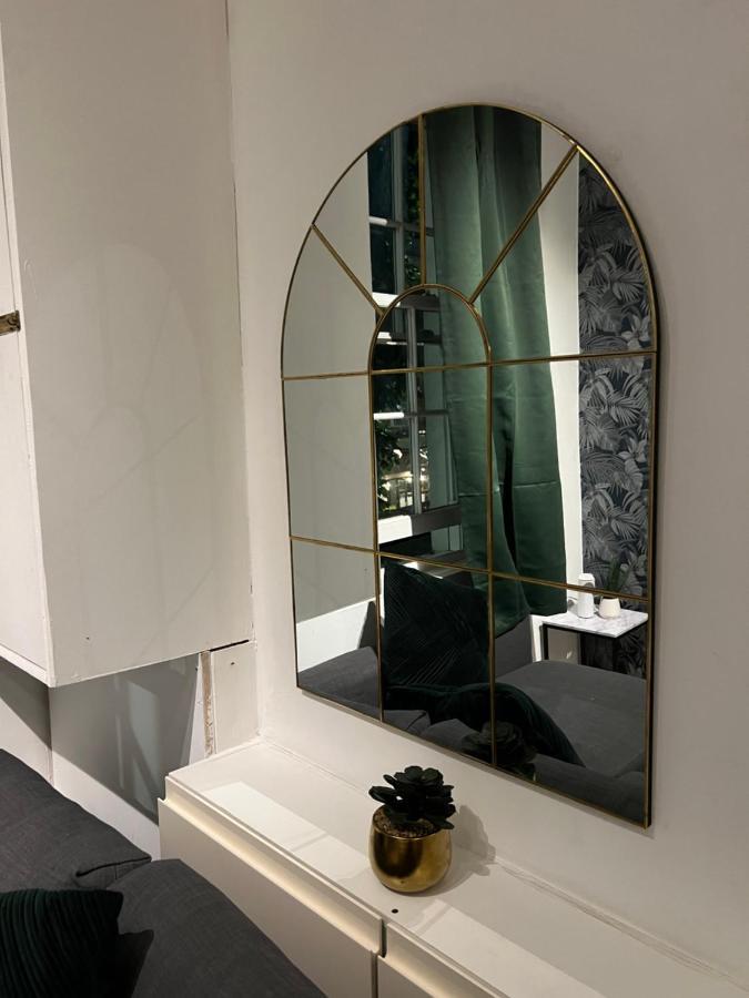 "Bright & Spacious" 3 Bedroom Flat By Kings Cross, St Pancras Station!!!!64 London Exterior photo