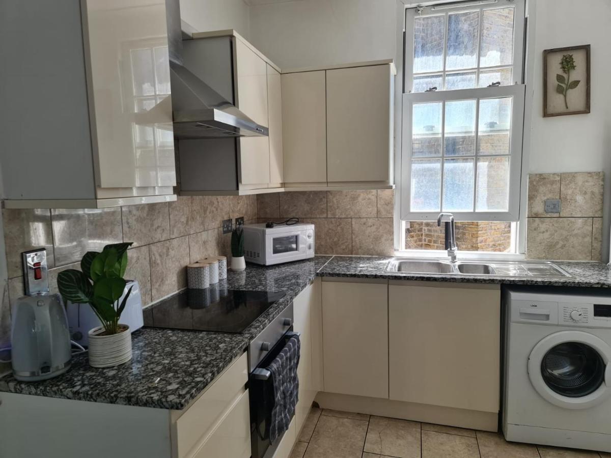 "Bright & Spacious" 3 Bedroom Flat By Kings Cross, St Pancras Station!!!!64 London Exterior photo