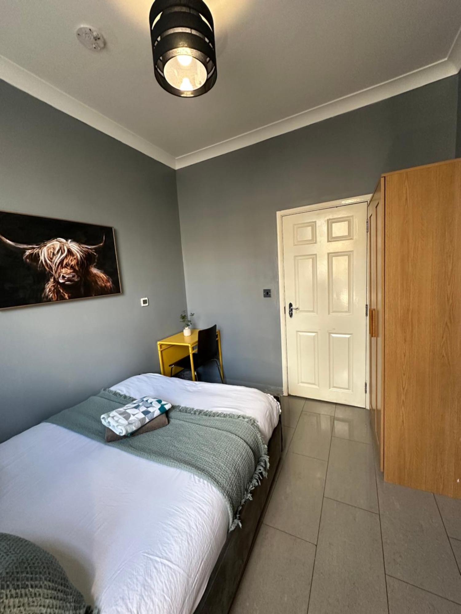 "Bright & Spacious" 3 Bedroom Flat By Kings Cross, St Pancras Station!!!!64 London Exterior photo